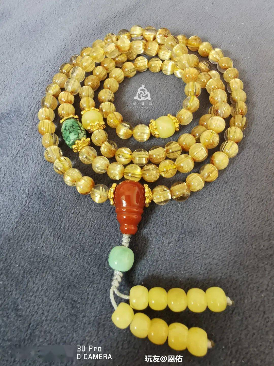 珠子|一颗联合料南红，花了10万！5颗珠子，花了几十万！现在有钱人都这样玩了么？！