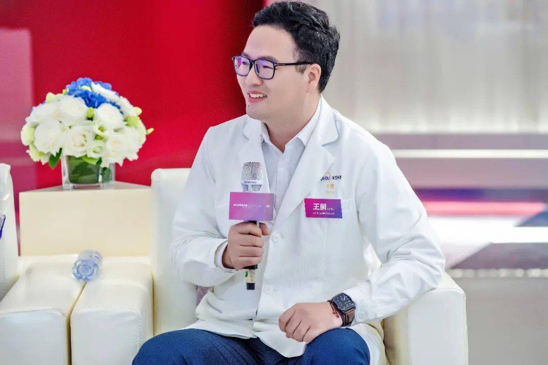 美的|喜新不恋旧巅峰之夜，于正在线分享美力攻略