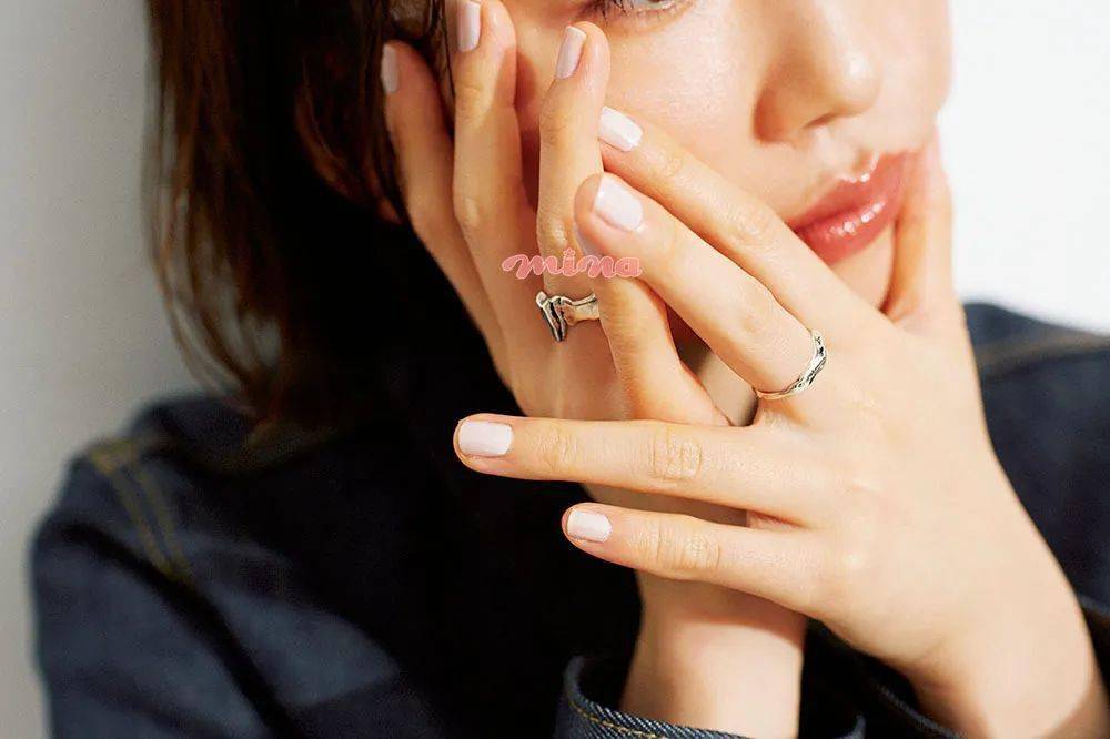 眼影|每刻美丨千国惠和高桥爱的秋日妆容 尽显成熟魅力