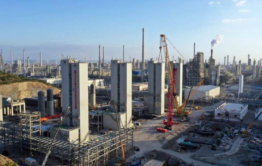 鱼山对舟山gdp_舟山鱼山岛全景图(2)