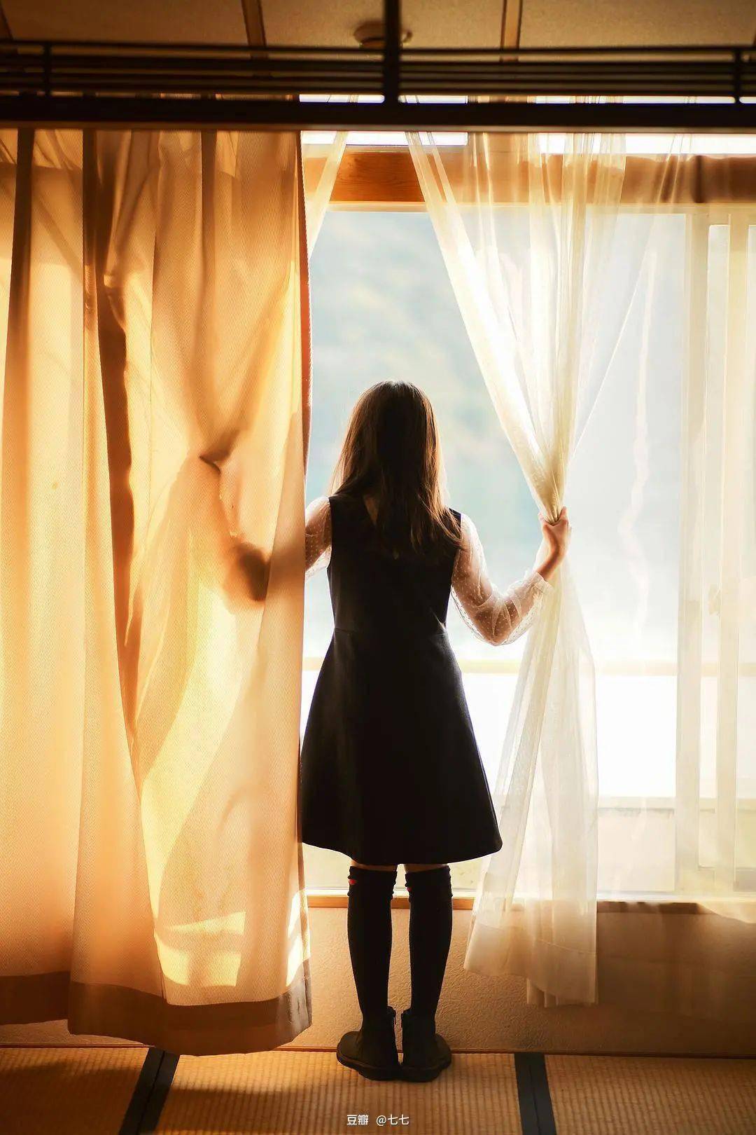 镜头|让你的被摄者充满自信，拍摄女性自然又上镜的12个方法