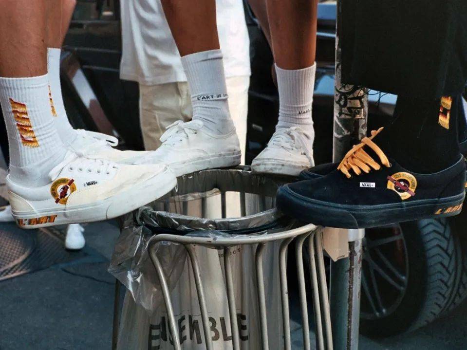 L'Art|每日鞋讯 |Neil Barrett x Li-Ning 「AURORA」Gaiter Boots 发售