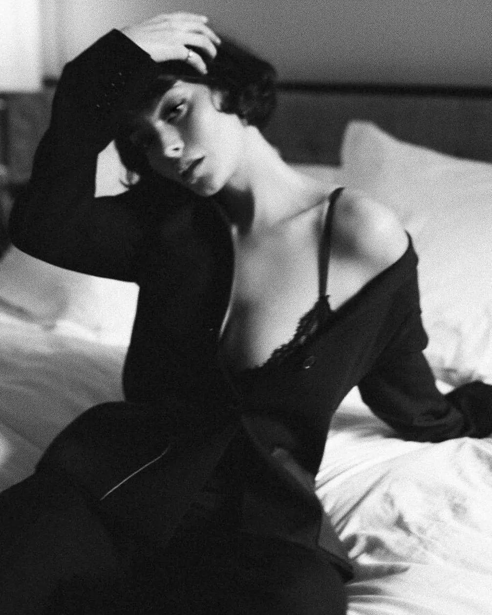 醉意|微醺美人 几分温热的醉意 几分疏离