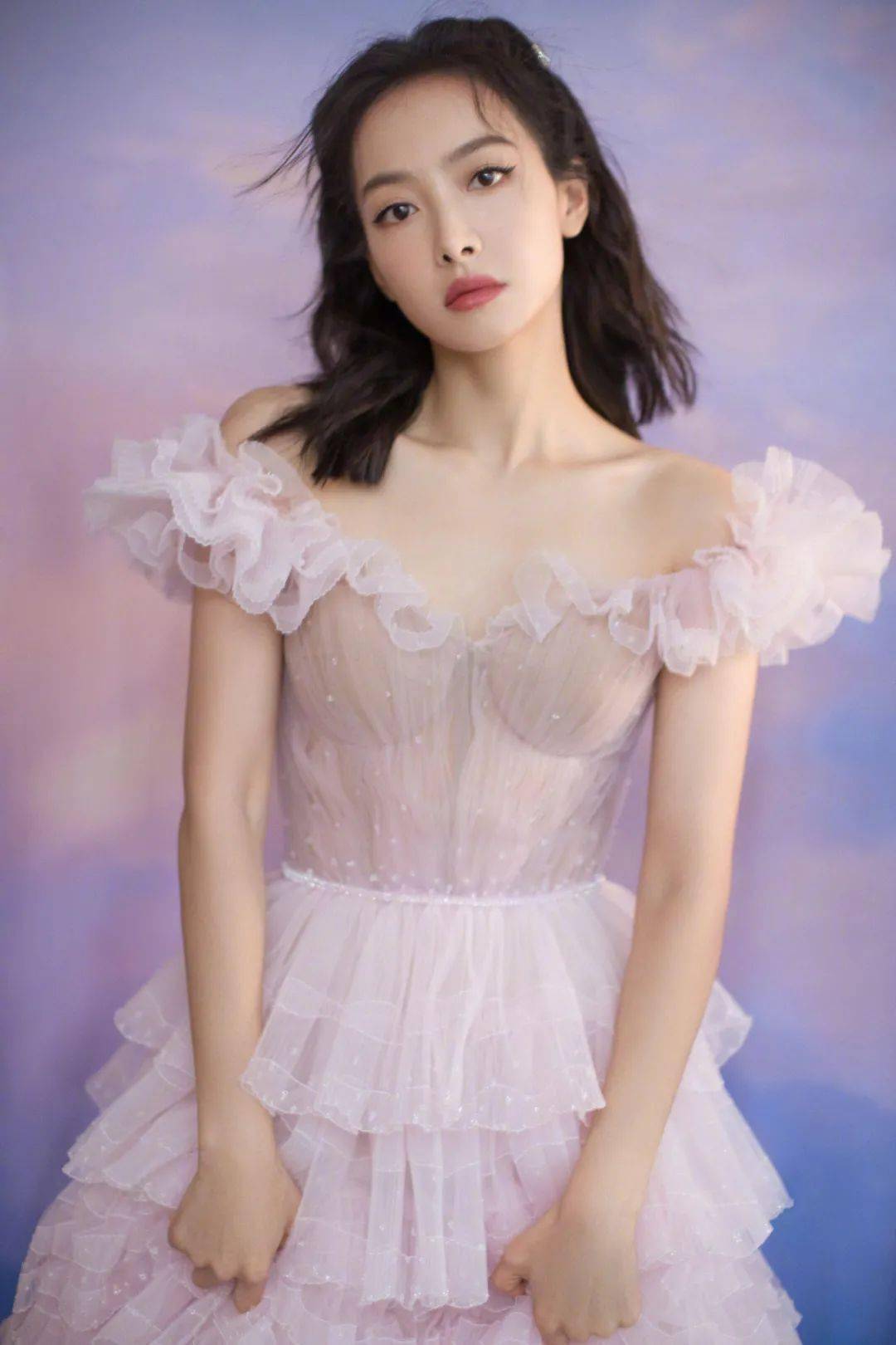 新造型|看了Lisa的新造型,这一次我决定放过我的头发……