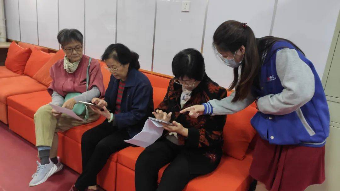南京第七次人口普查志愿者_第七次人口普查图片(2)