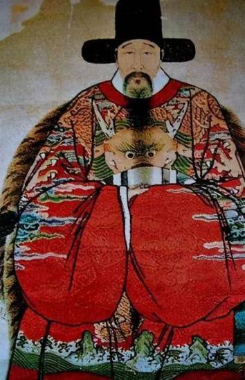 海瑞|海瑞一生清廉没能挽救大明，张居正半生贪腐却主导了万历中兴，真的？