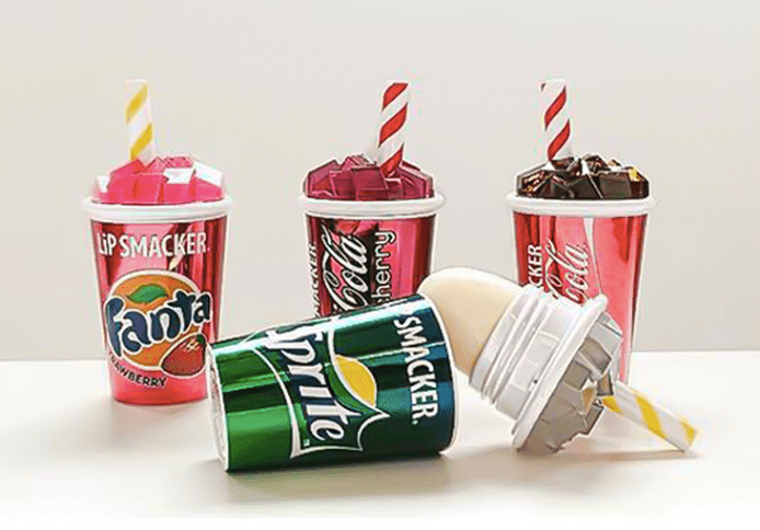 可口可乐|会玩!可口可乐竟开始做唇膏?!连接吻都是汽水味儿~