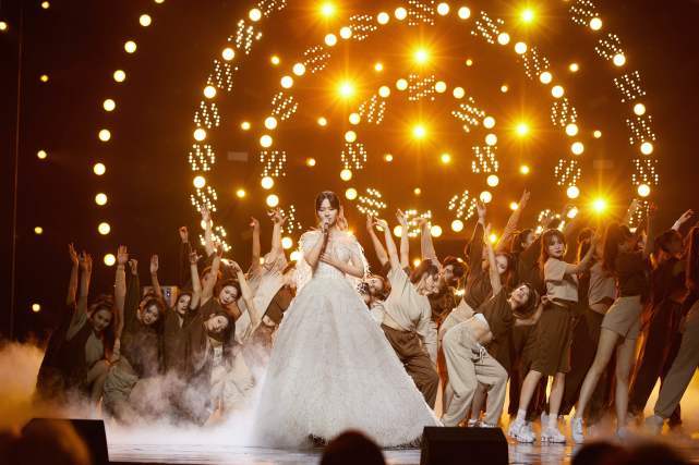 白羽|周笔畅金鹰节献唱 白羽轻柔梦幻唯美