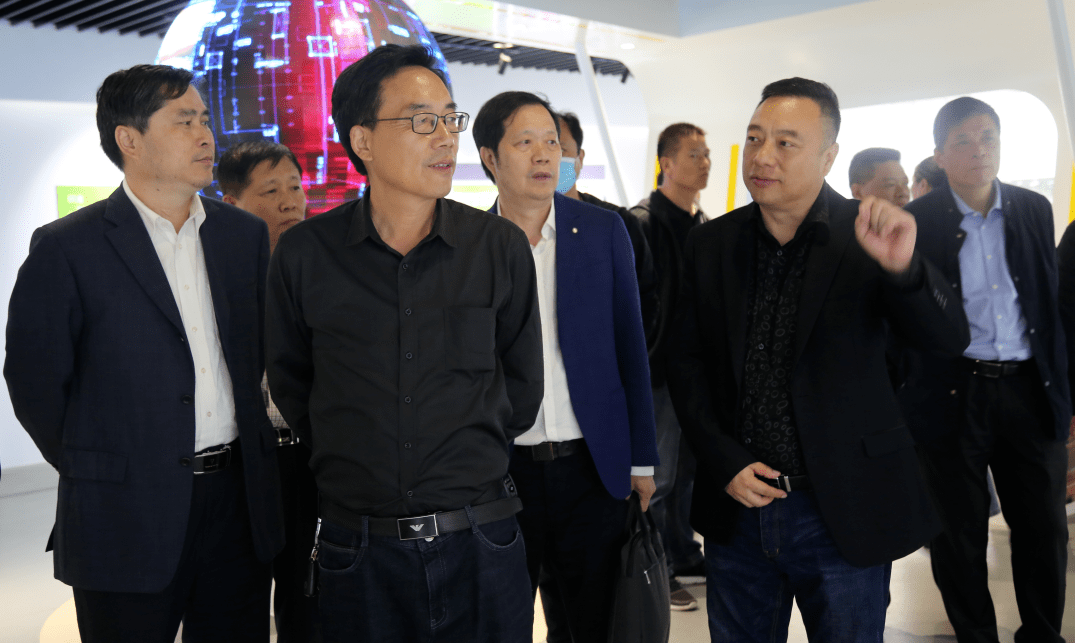 盛泽镇经济总量_经济(2)