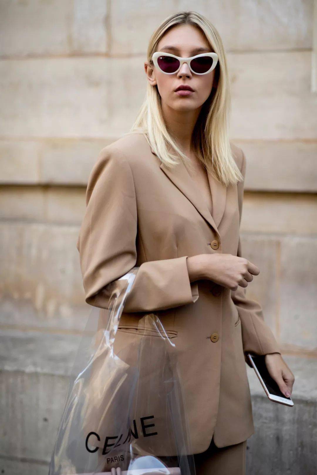 驼色|驼色out！今年冬天“奶茶色”火了！！