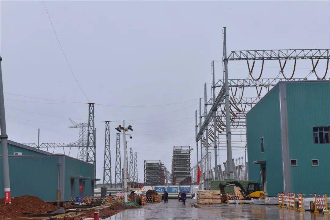 盐源县gdp_四川盐源县公母山图片