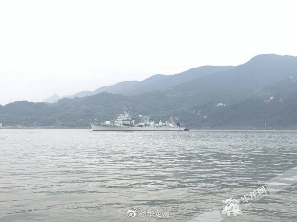 珠海舰抵达主城水域东港船舶附近码头 将在这里停靠至少三个月_重庆人