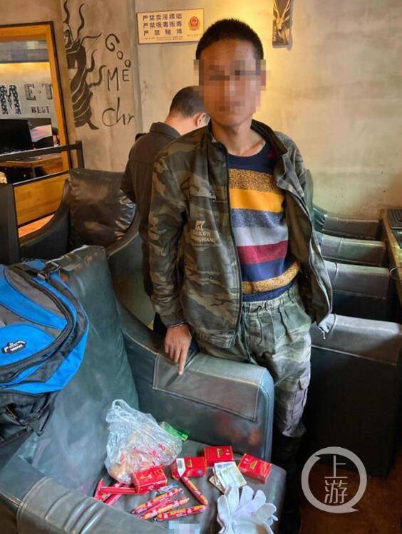恒达官网网瘾大!男子行窃后直奔网吧上网36个小时直至被抓 (图1) 恒达官网网瘾大!男子行窃后直奔网吧上网36个小时直至被抓 (图1)