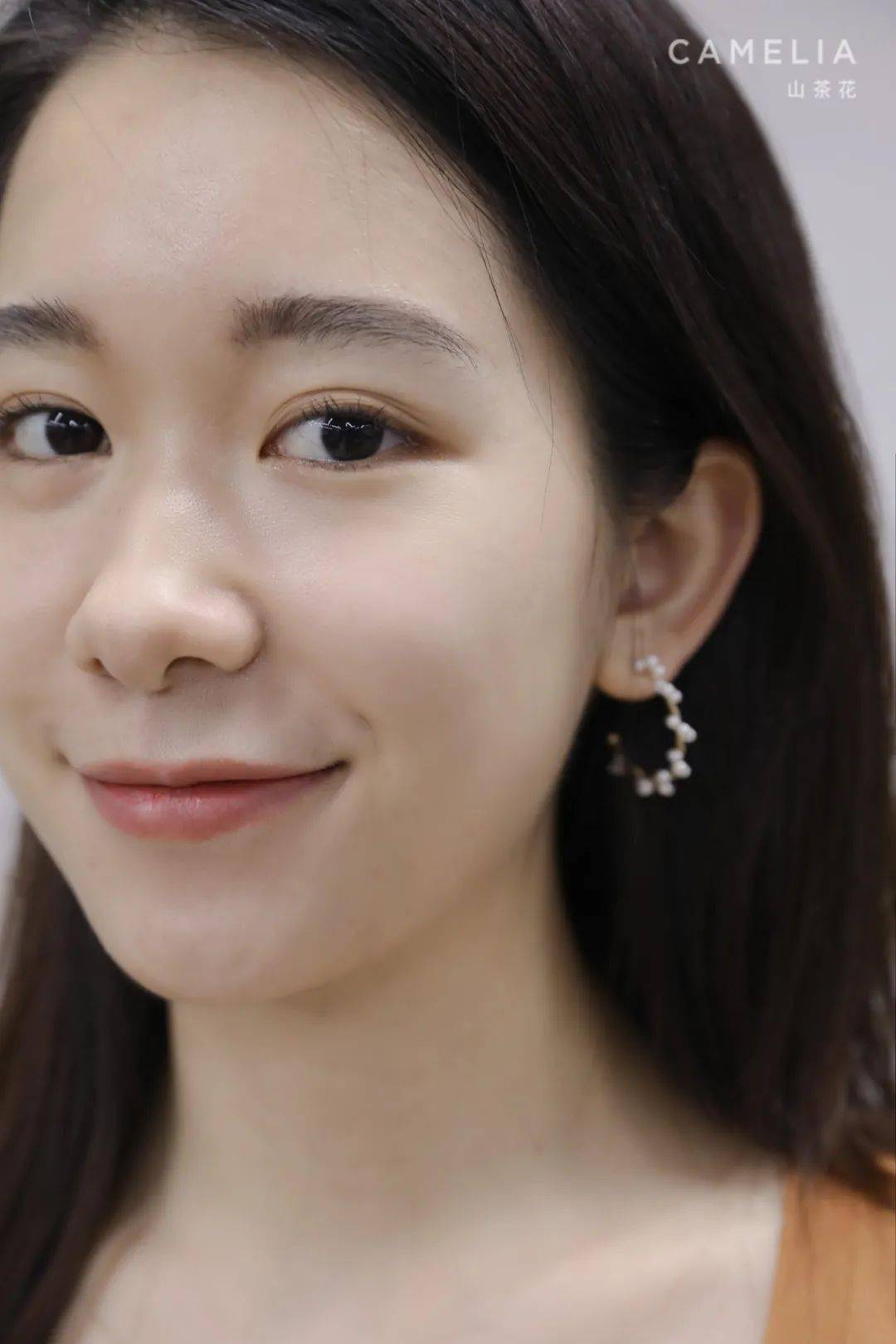 肌肤|值得买｜用这瓶贵妇级养肤粉霜 打造细腻丝滑奶油肌