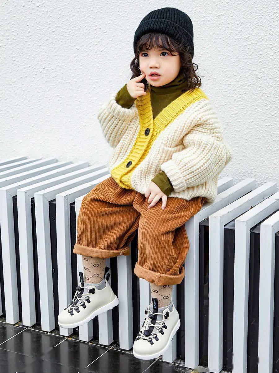 鞋子|好物推荐 | 来自加拿大的马丁靴，轻便保暖，不怕水，大人小孩一起穿！