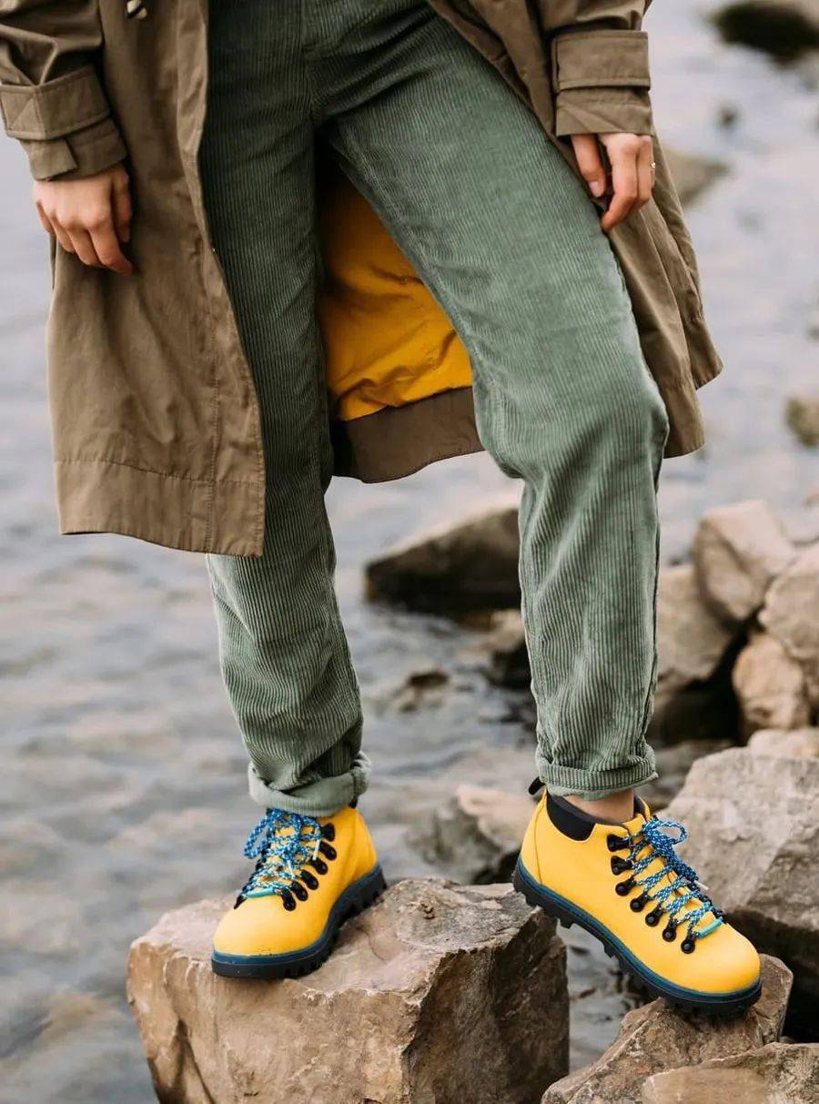 鞋子|好物推荐 | 来自加拿大的马丁靴，轻便保暖，不怕水，大人小孩一起穿！