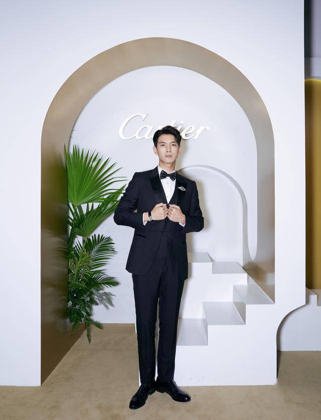 风格|特别策划 | 自然奇境风格闪耀 卡地亚全新「SUR」NATUREL高级珠宝展晚宴