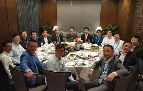 “云养牛”疯狂收割，马云、刘强东“催生”的