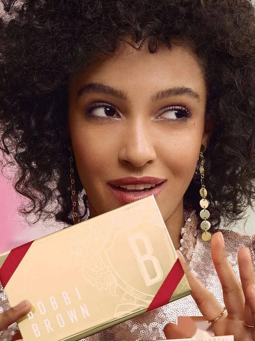 彩妆|2020圣诞彩妆,这些最值得买!