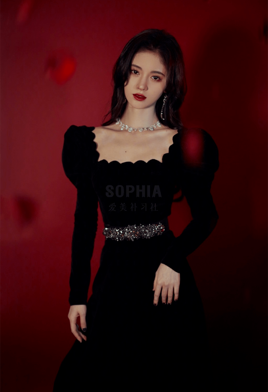 美貌|再怎么努力也成不了白瘦幼？美貌赛场上，如何用「差异化竞争」思维脱颖而出？