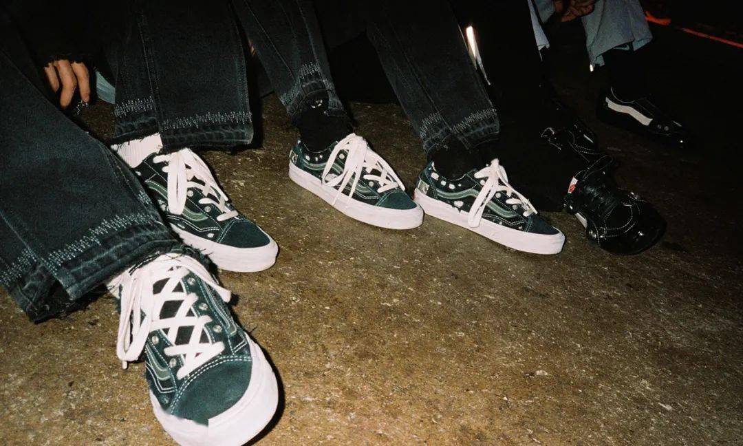 Project 50 50 Vans x C2H4