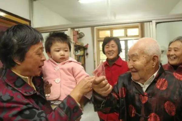 家门兴旺指人口旺_鹿家门图片(3)