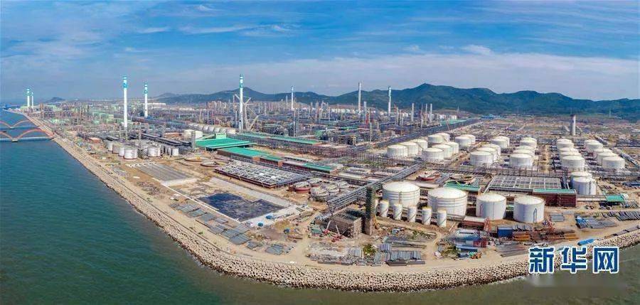 大连长兴岛经济区管委会领导及工作分工