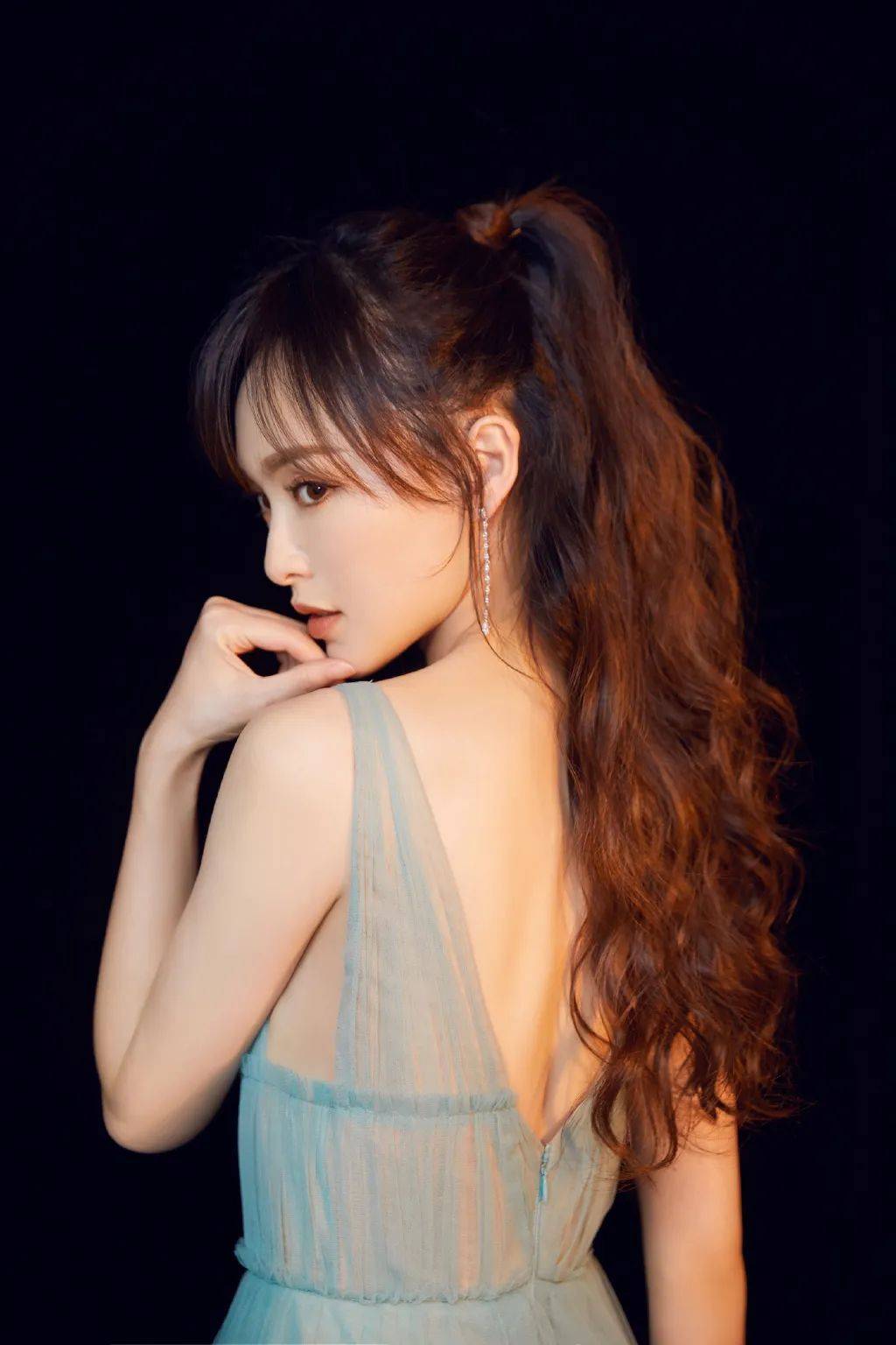 护发|逢亮相必热搜，唐嫣状态满分的秘密武器都在这里！