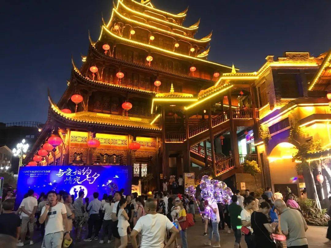 桐梓gdp_贵州桐梓最美警花走红