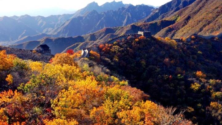 北京怀柔:俯瞰长城秋景