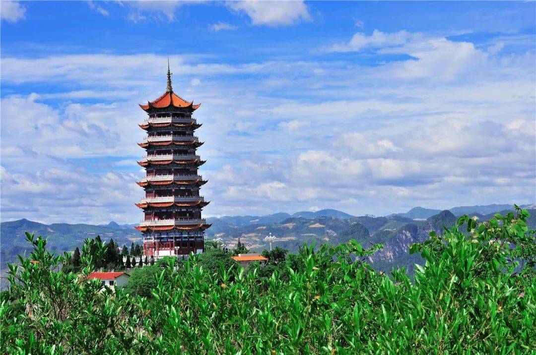 西双版纳2020年GDP_2000年的西双版纳图片