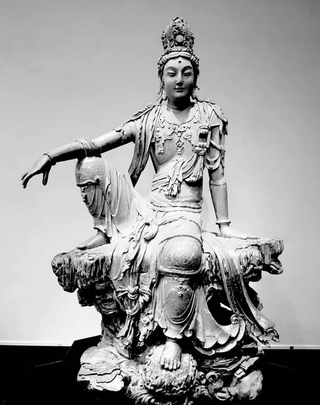 经典的流离|国外收藏的中国古代木雕佛像,大部分来自