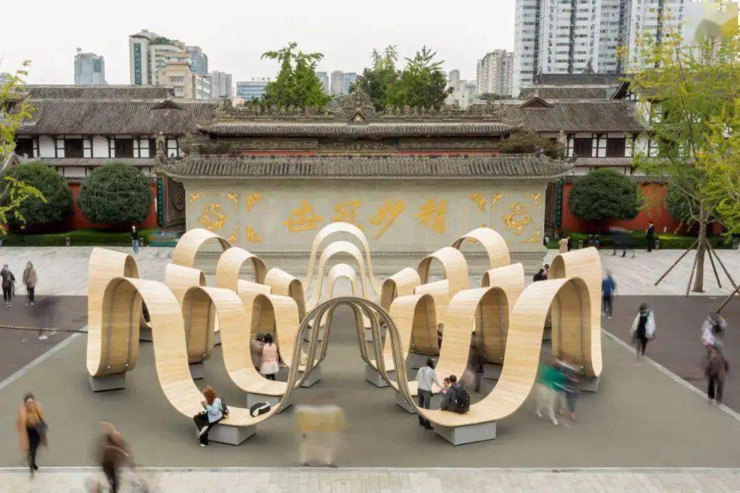 时尚|半个娱乐圈都来了！成都凭什么？