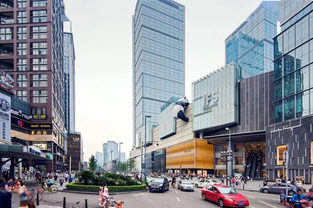 时尚|半个娱乐圈都来了！成都凭什么？