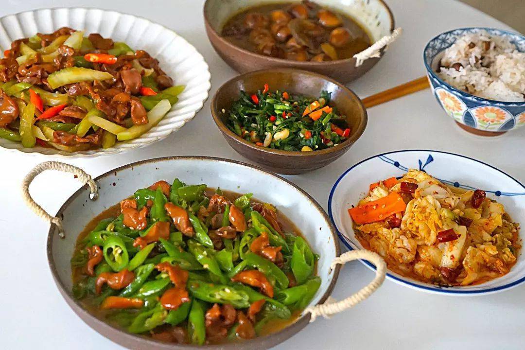 今天吃什么菜家常菜不辣 5ef5838b36d94902adaf81c5911ca3af.jpeg