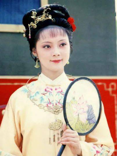 黛玉|“家暴妆”爆火？明明三十年前的她们，才是真正的美妆达人！