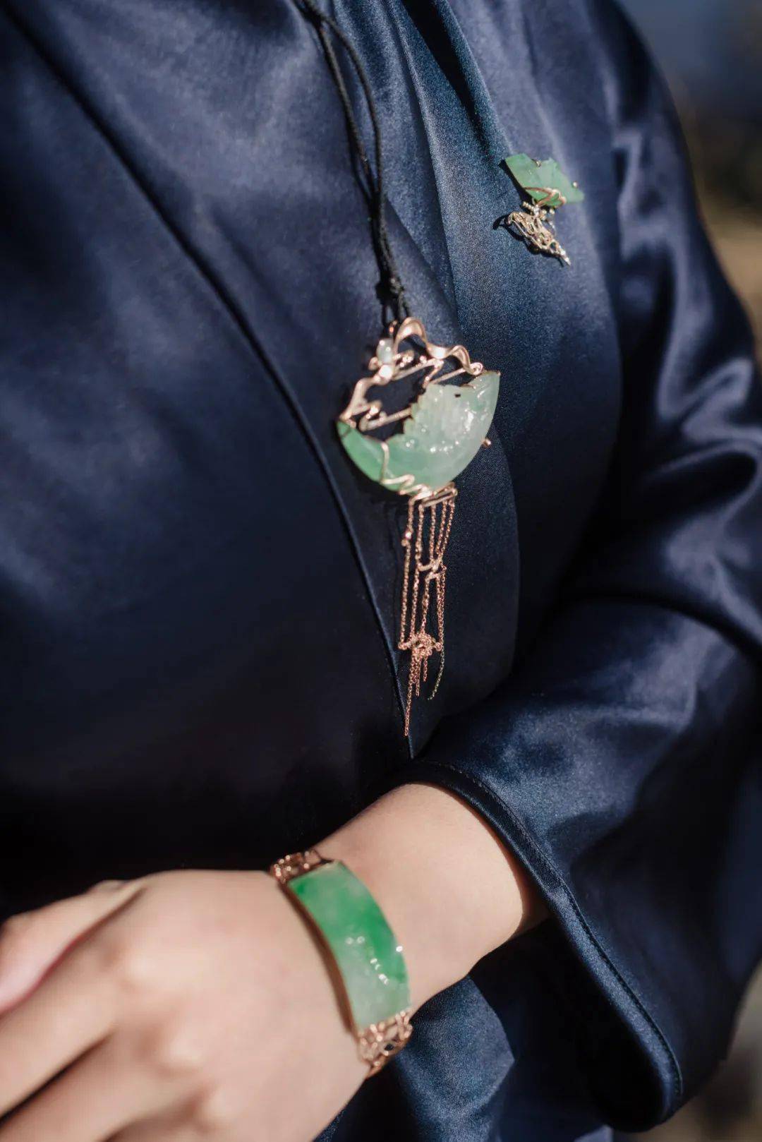 珠宝|把玉石玩成了艺术,这个80后女孩是怎么做到的...