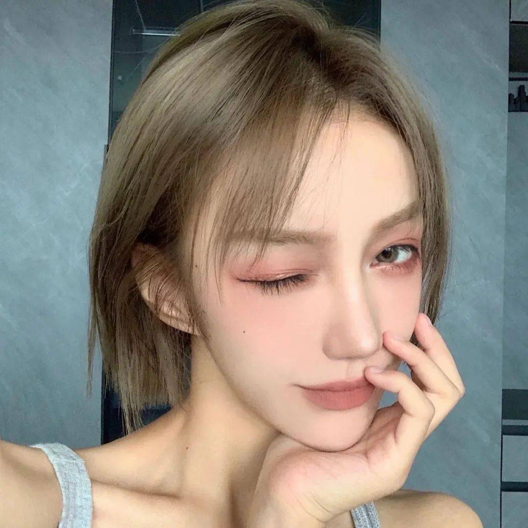 爱的|韩国女星都爱的发色，这个秋冬赶紧试试哦~