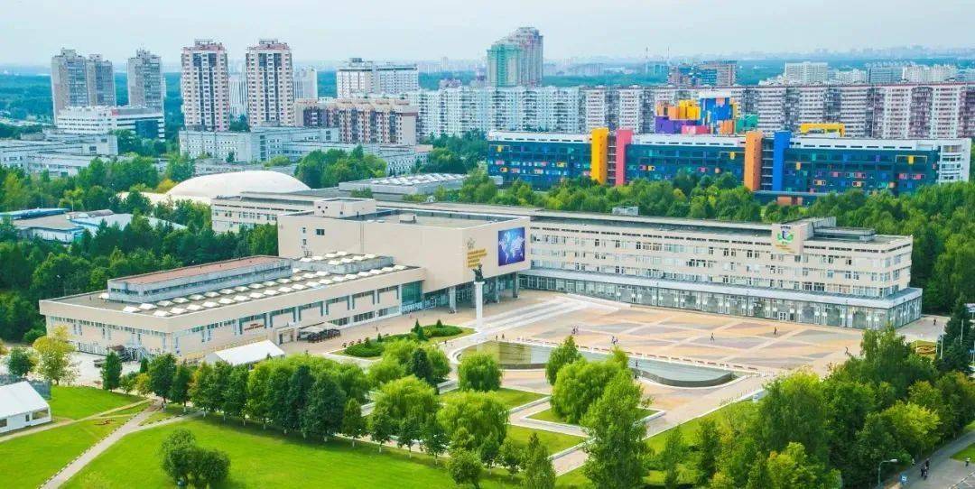 俄罗斯人口多少2021_俄罗斯各婚人口分布图(2)