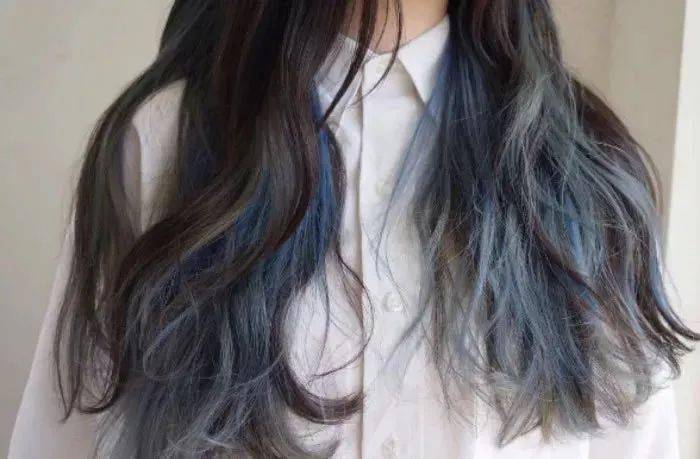 宋茜|甜美女孩如何转型酷A辣妹？宋茜吴宣仪教你一个小动作！