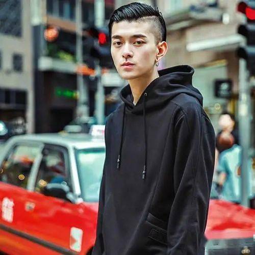 男生清爽发型推荐,打造干净利落阳光帅气男孩气质