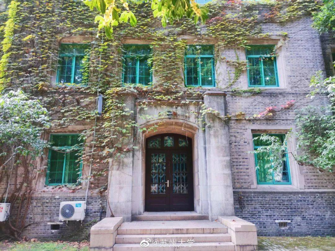 官宣|高校“官宣”秋景来了，有你的校园记忆吗？