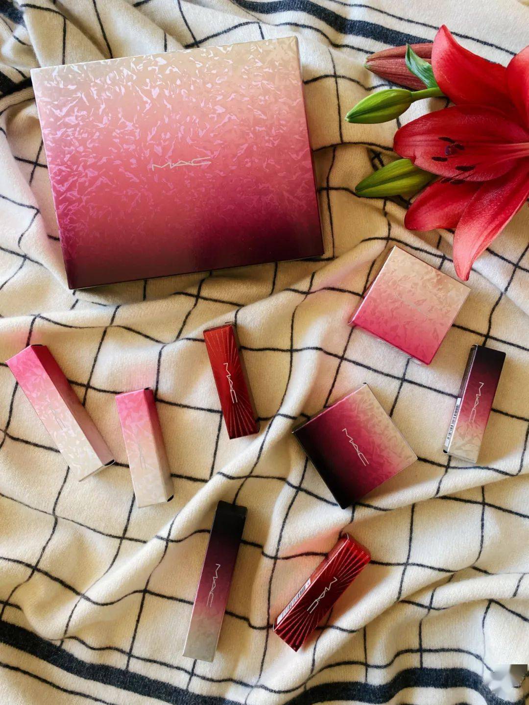 时刻|近期我最爱 ｜逆光时刻，如何度过。