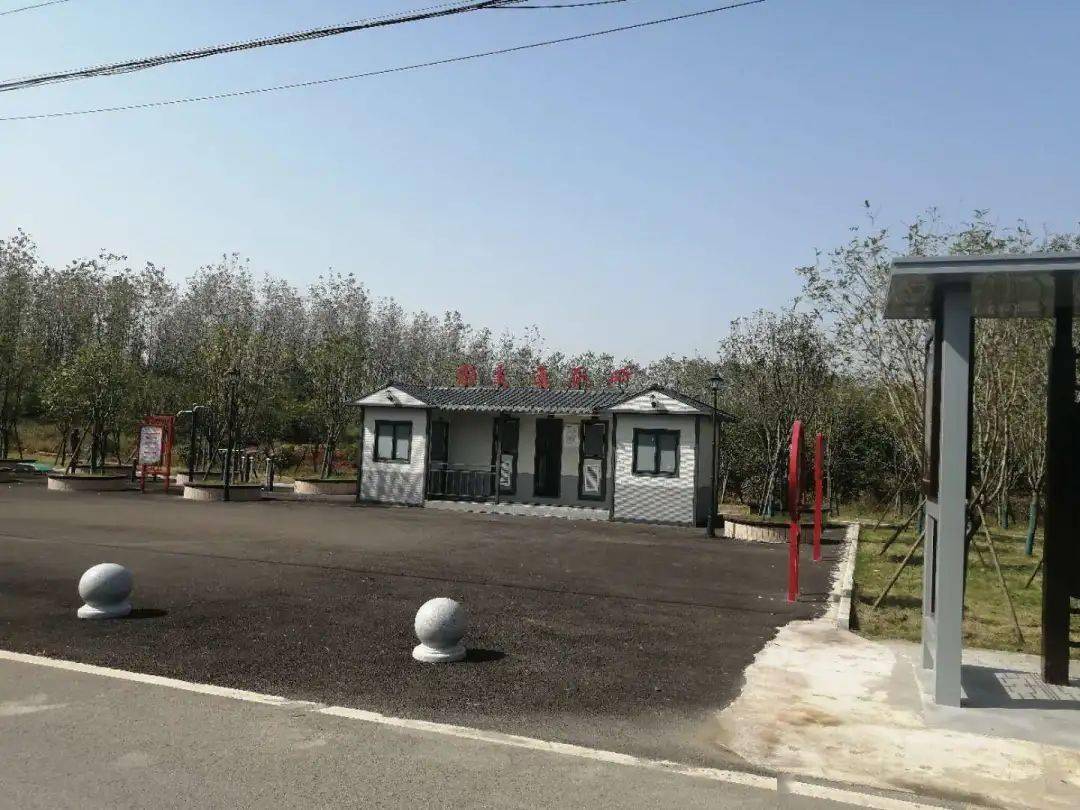 陆溪镇人均_罗小黑战记蓝溪镇