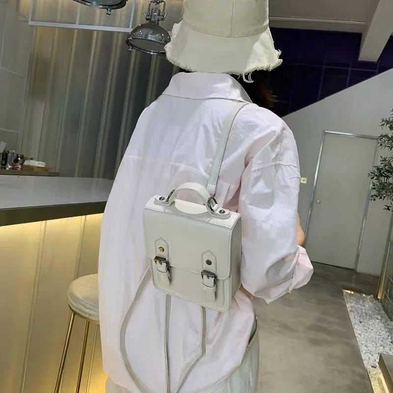 cr|40款高颜值の减龄双肩包，上学通勤就背它！