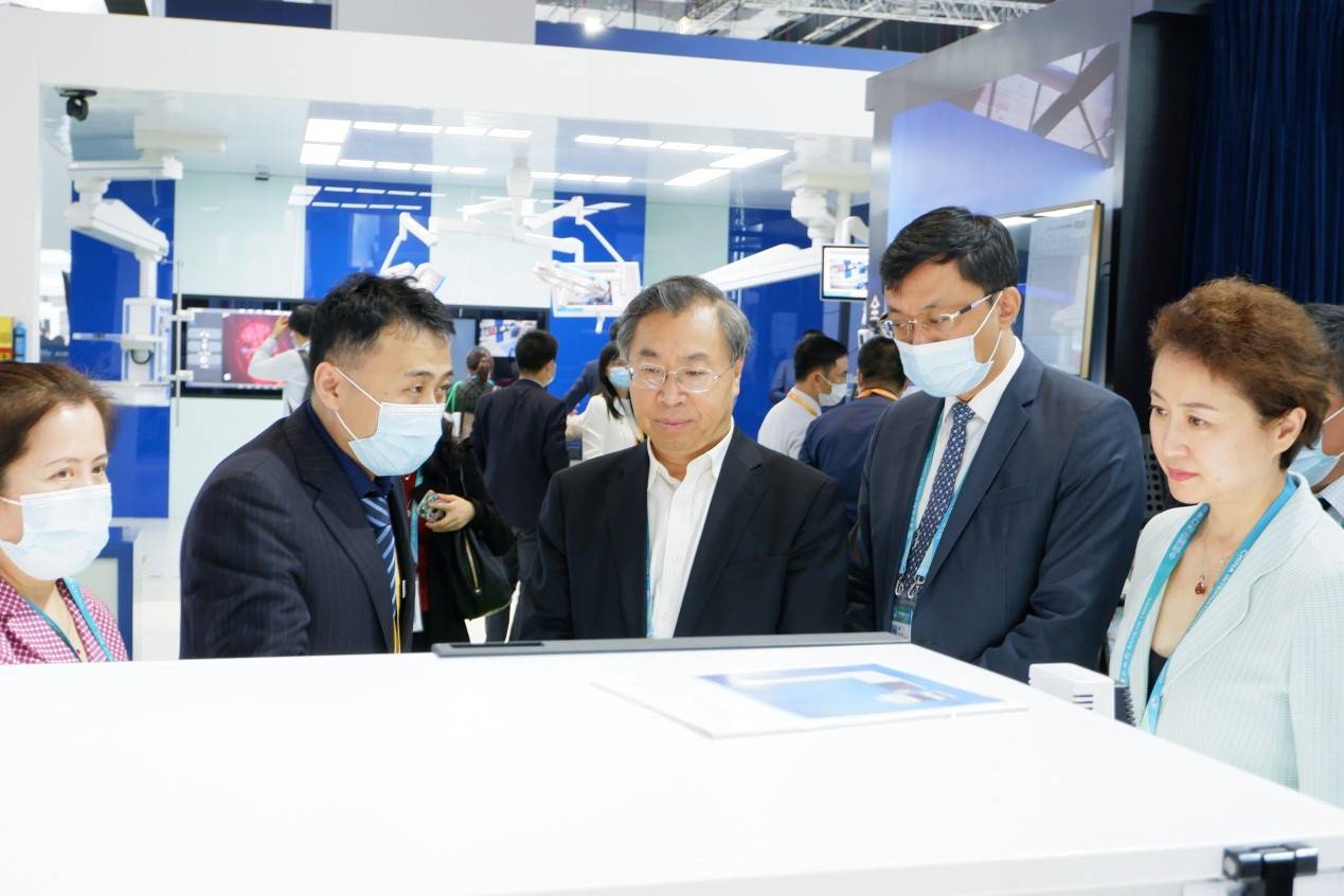 交易|国药器械“朋友圈”进博会扩容 与9家跨国企业签约