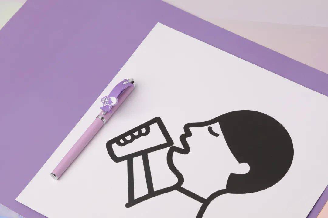 阿喜|喜茶做了支钢笔，晨光文具都服气！