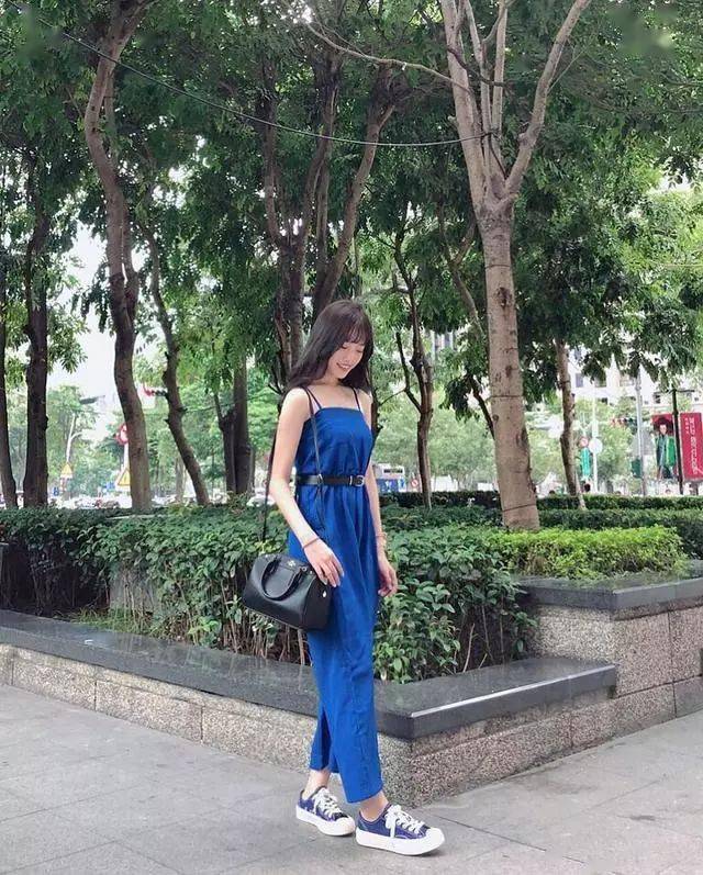 心机|拍照时学会这15个心机姿势，瞬间变美！