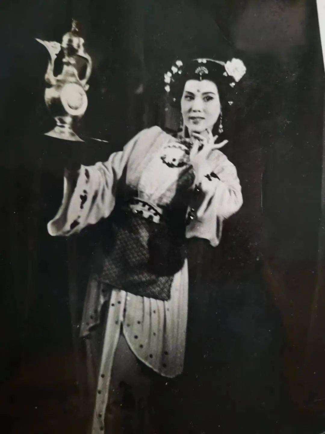 原来她是秦腔名丑晋福长的外孙女(一)_手机搜狐网