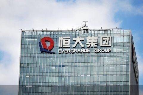 投资|重组宣告终止，1220亿战投继续持股恒大图什么？